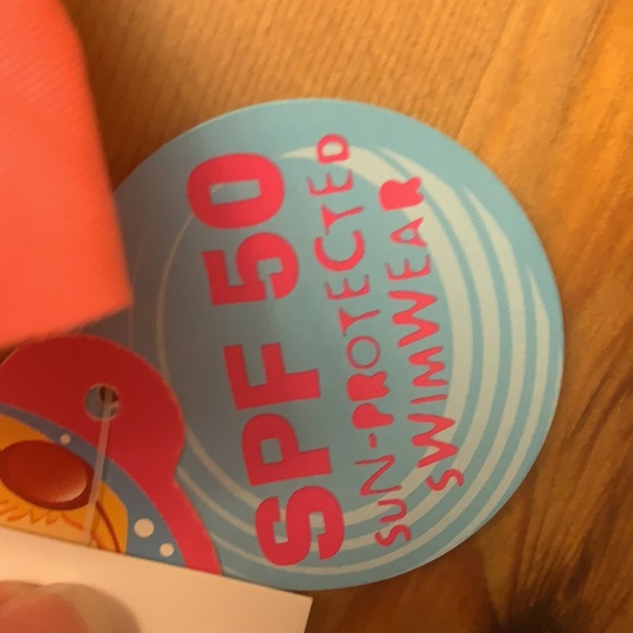 18 months 2 piece bikini - Picture 5 of 6